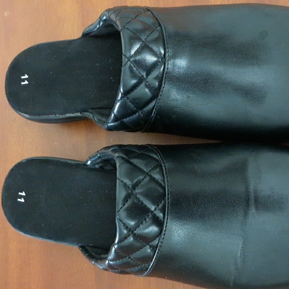 Women's Clogs Black Vegan Leather Slip-on Mules sz 11M - Picture 3 of 7